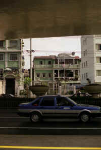 06-2000-F-17.jpg (95788 bytes)