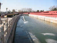 tianenmen-19.jpg (118948 bytes)