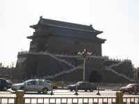 tianenmen-57.jpg (76572 bytes)