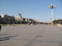 tianenmen-62.jpg (77493 bytes)